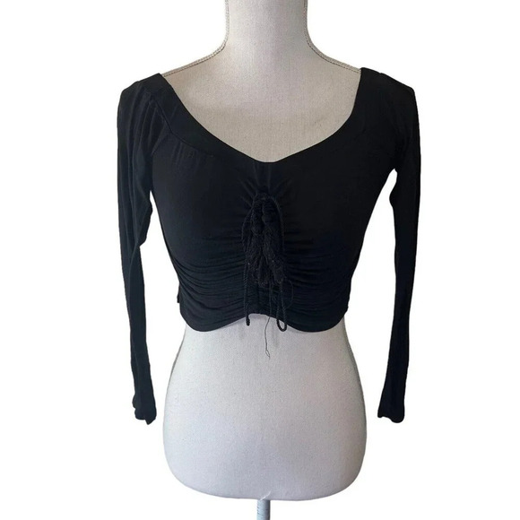 Windsor Black Cropped Top Size Medium Tassels Ruched Gathered Long Sleeve Blouse - Picture 1 of 5